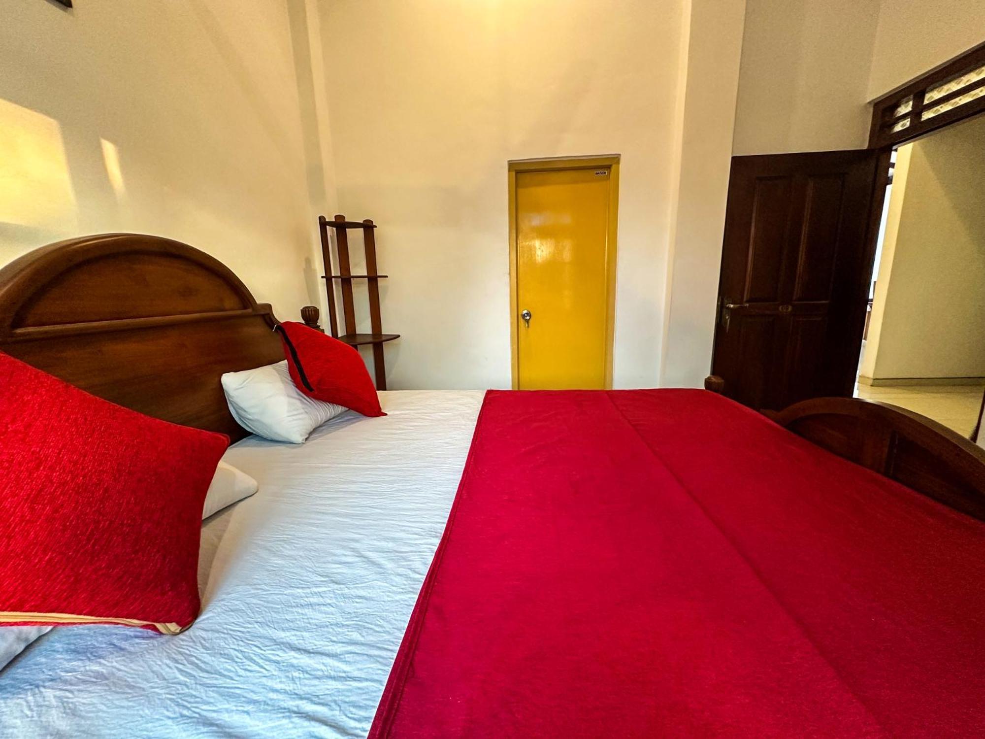 New Panda House Hotel Galle Ruang foto
