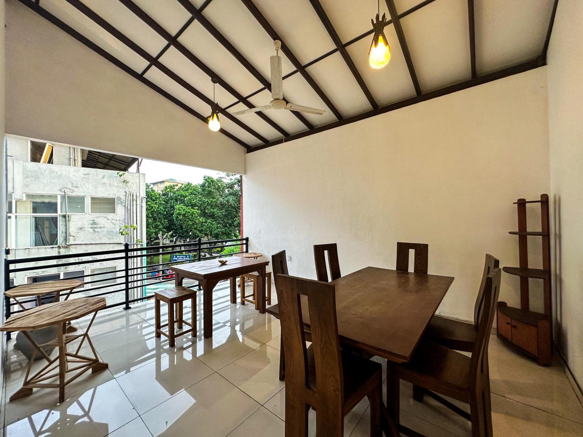 New Panda House Hotel Galle Bagian luar foto